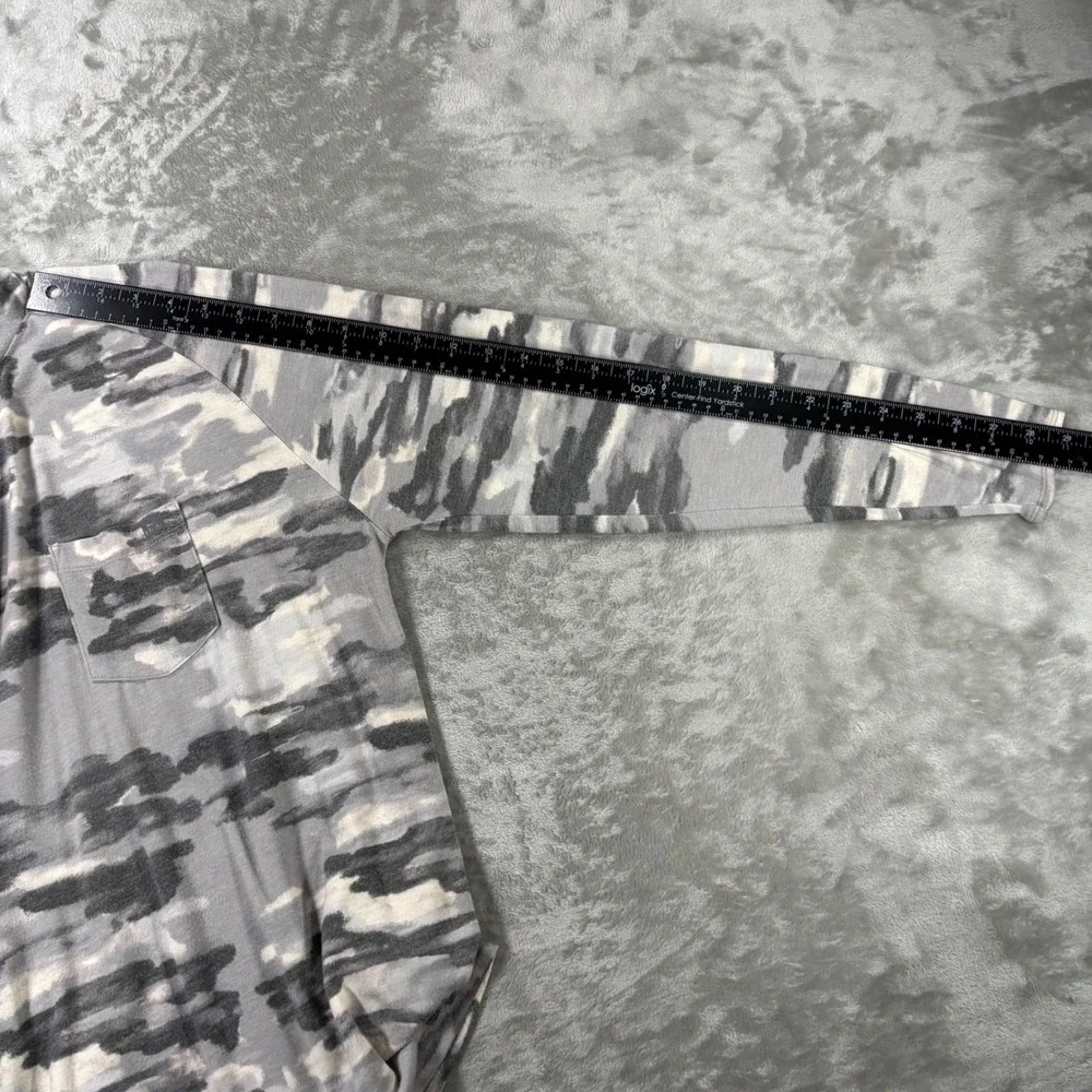 Huk Mens Grey Camo Long Sleeve Hoodie Fishing Shirt H1200460 Medium